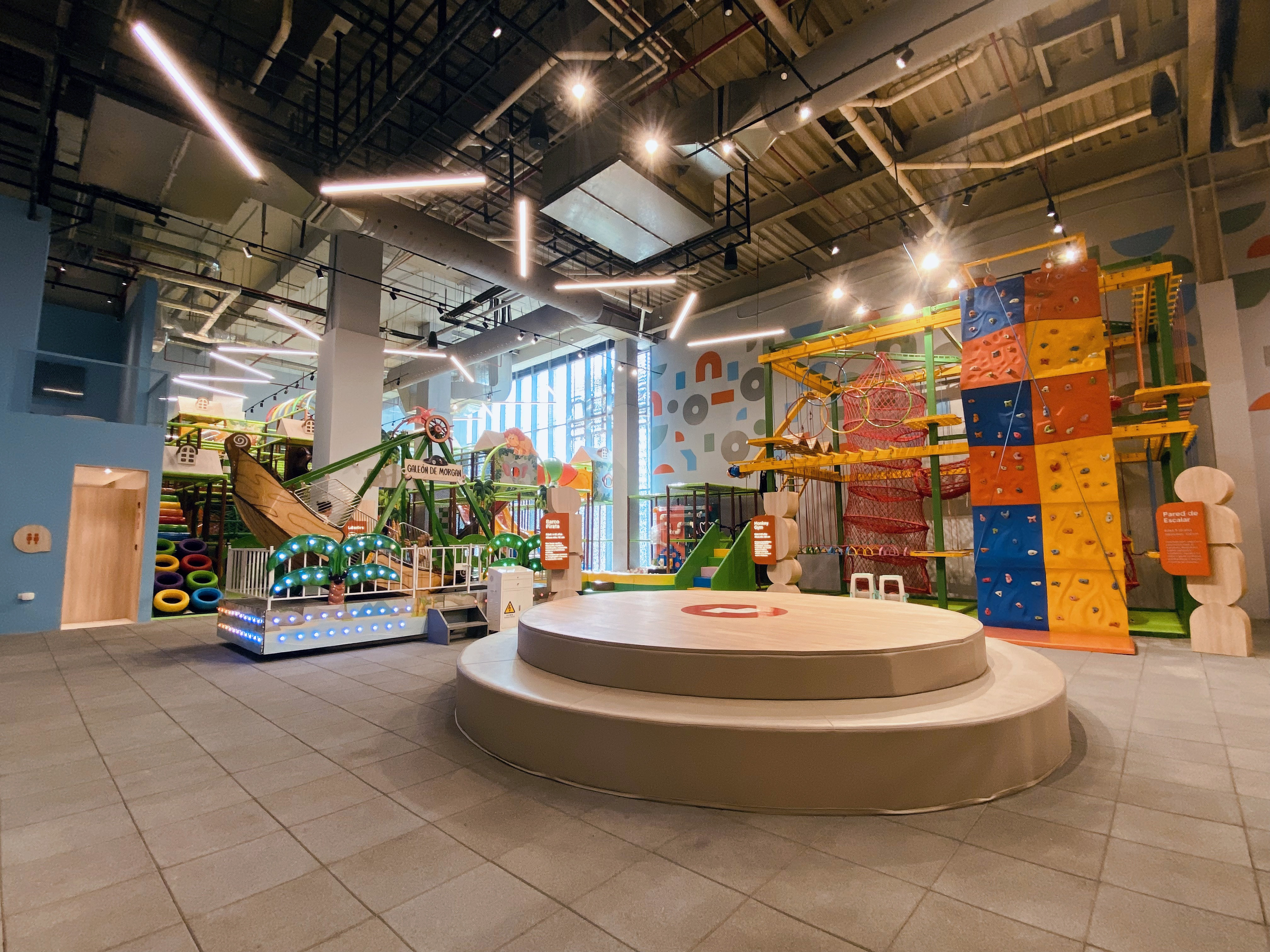playtown interno Playtown 1